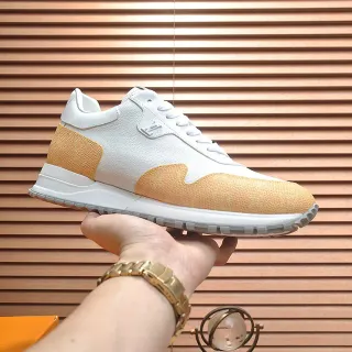 Louis Vuitton White Beige Low-Top Mixed-Material Paneling Lifestyle Sneakers