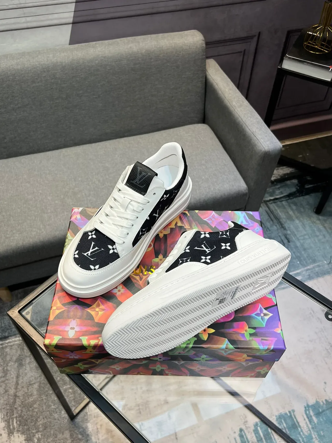 Louis Vuitton White Black Monogrammed Textile Panels Leather Upper Lifestyle Sneakers 4