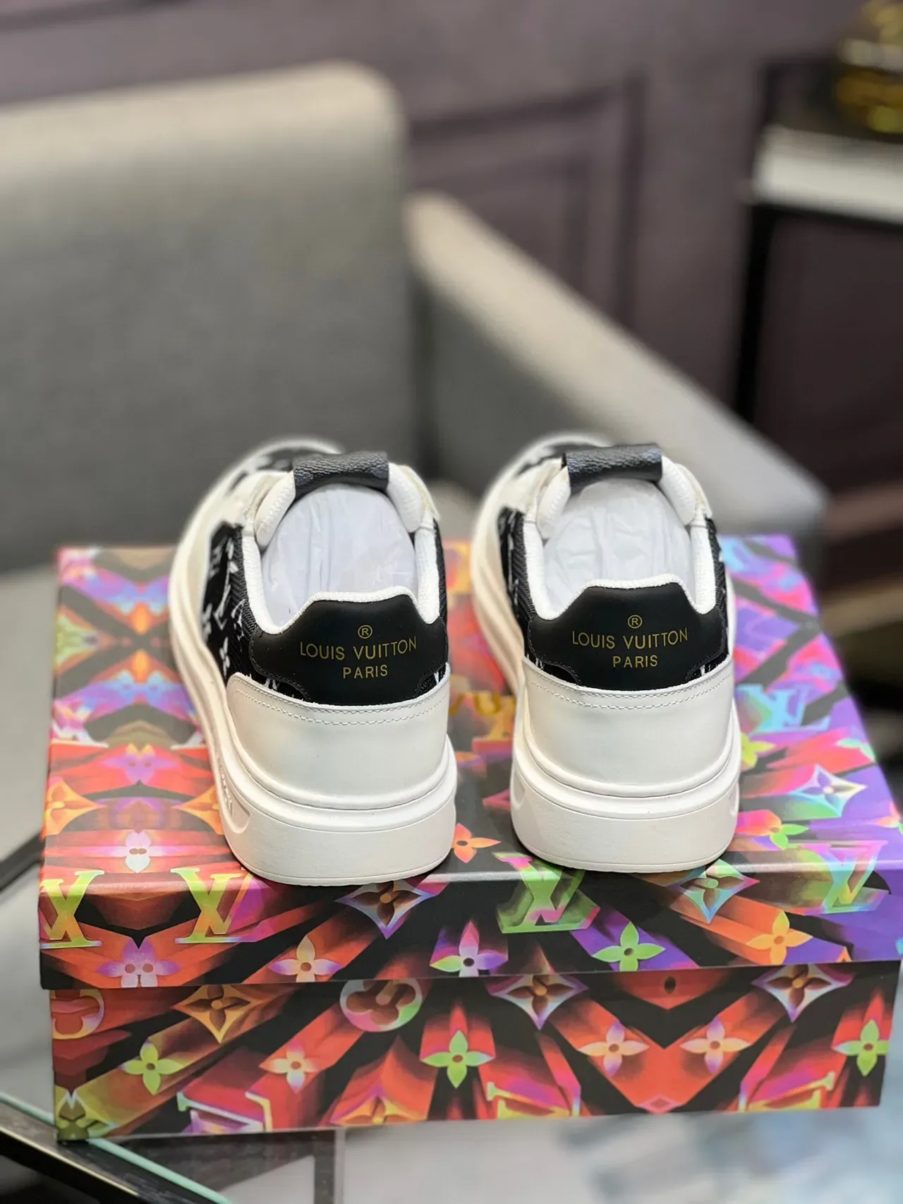 Louis Vuitton White Black Monogrammed Textile Panels Leather Upper Lifestyle Sneakers 7