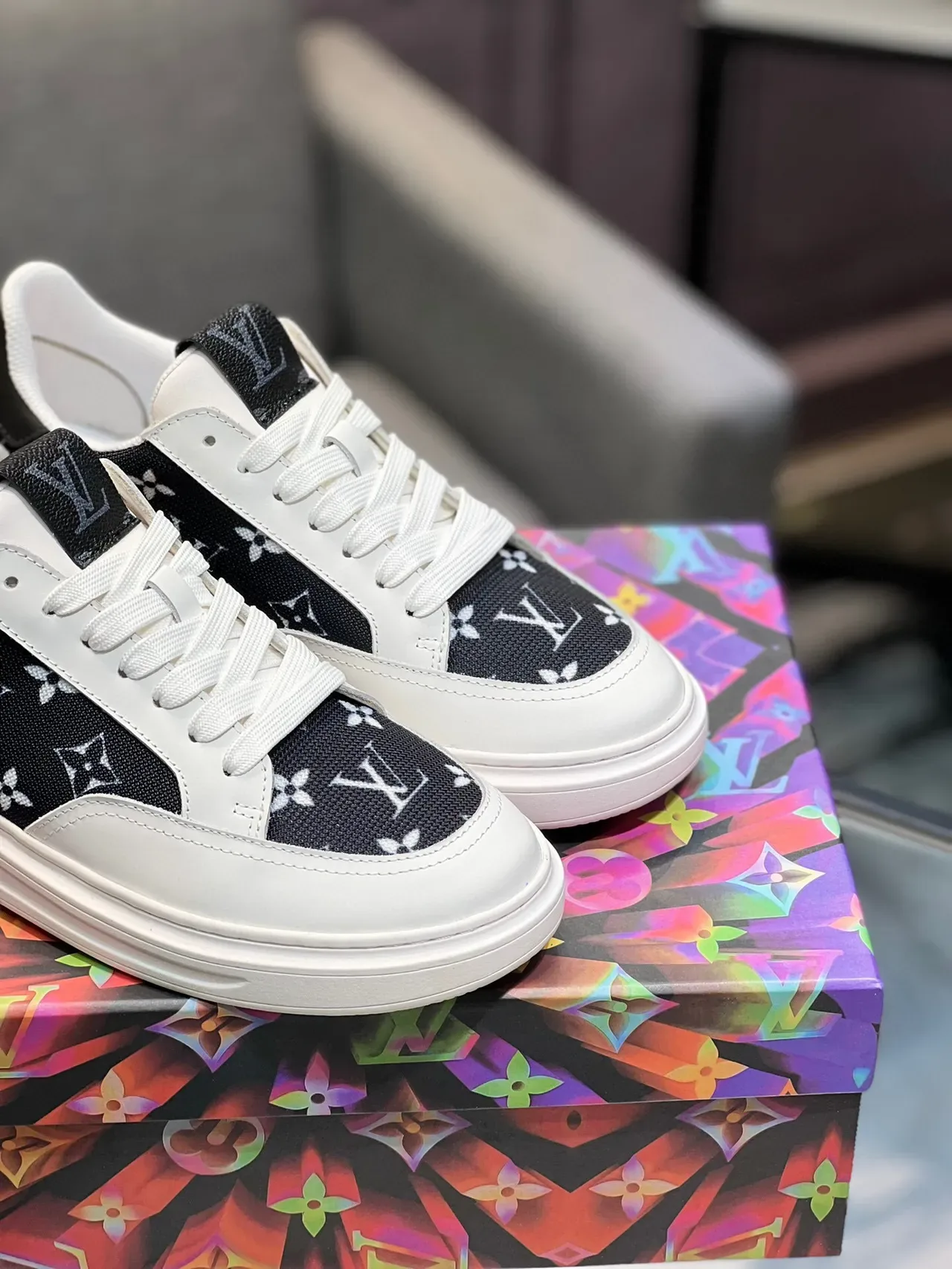 Louis Vuitton White Black Monogrammed Textile Panels Leather Upper Lifestyle Sneakers 8