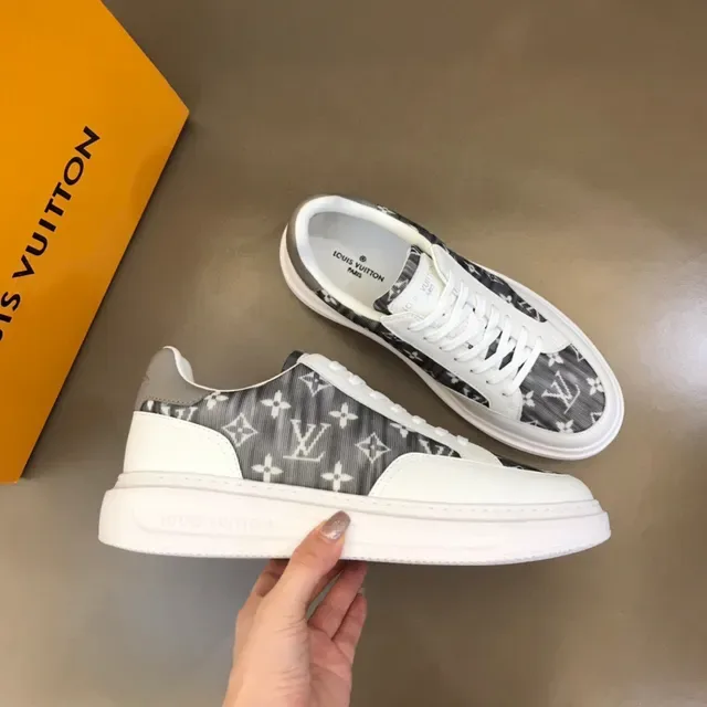 Louis Vuitton White Gray Monogram-Print Panel Leather Overlays Lifestyle Sneakers 7