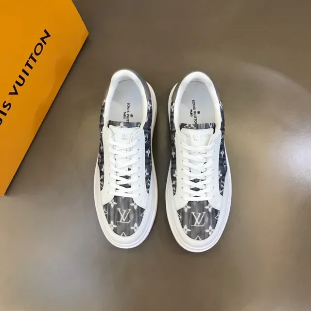 Louis Vuitton White Gray Monogram-Print Panel Leather Overlays Lifestyle Sneakers 9