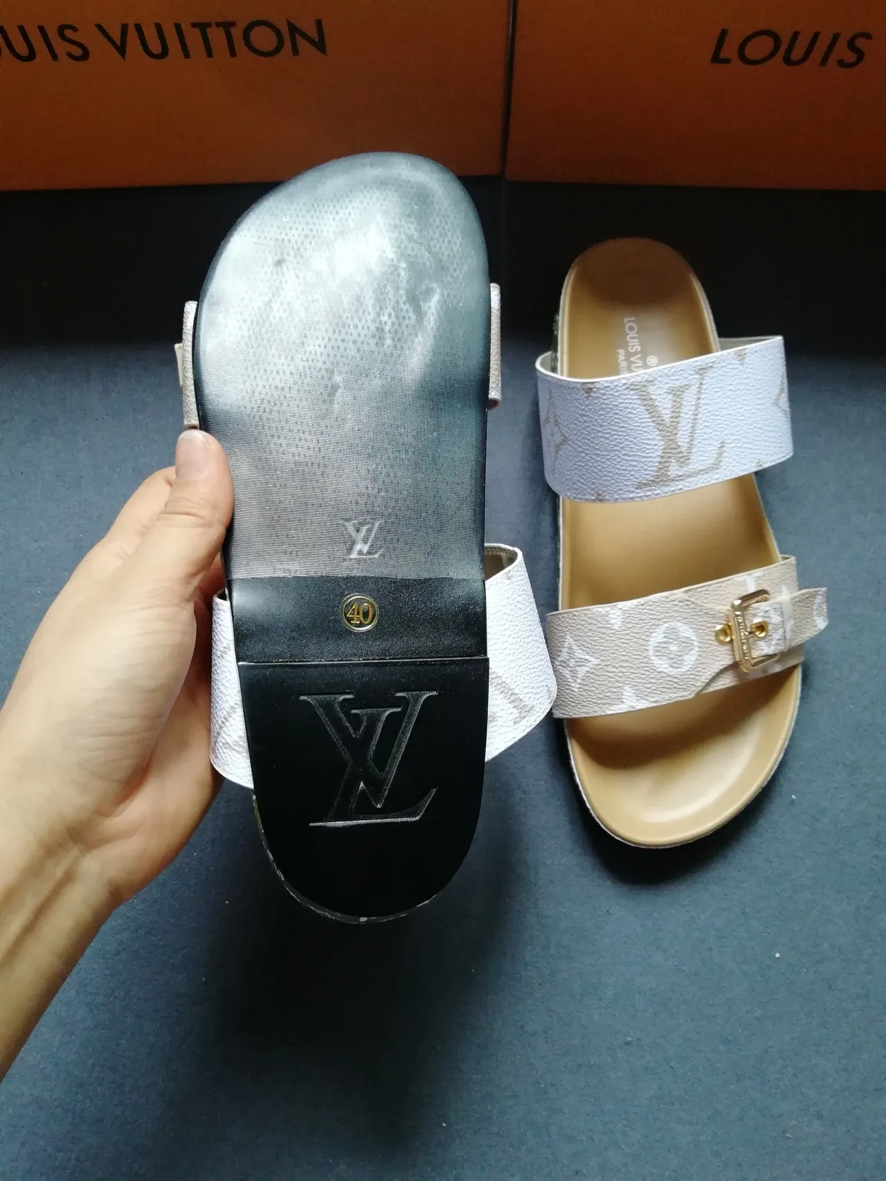 Louis Vuitton White Green Monogram-Coated Leather Straps Two-Strap Slide Design Casual Sandals 5