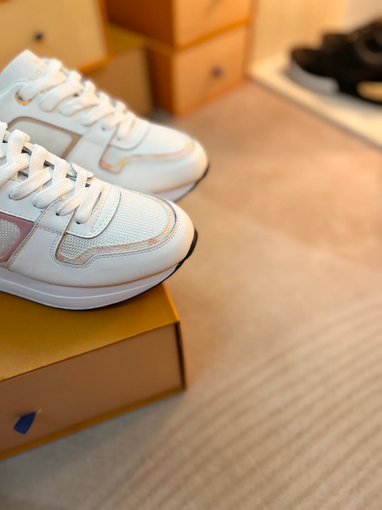 Louis Vuitton White Pink Low-Top Sneaker Mesh And Leather Paneling Lifestyle Sneakers 3