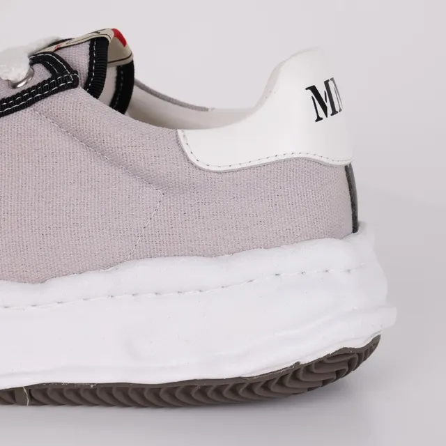 Maison Margiela Gray White Oversized Sculpted Midsole Ribbed Rubber Toe Cap Lifestyle Sneakers 4