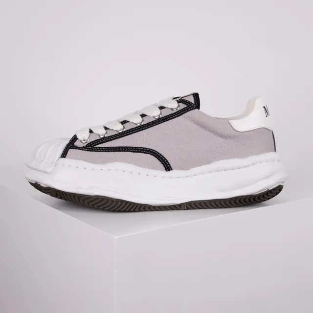 Maison Margiela Gray White Oversized Sculpted Midsole Ribbed Rubber Toe Cap Lifestyle Sneakers 9