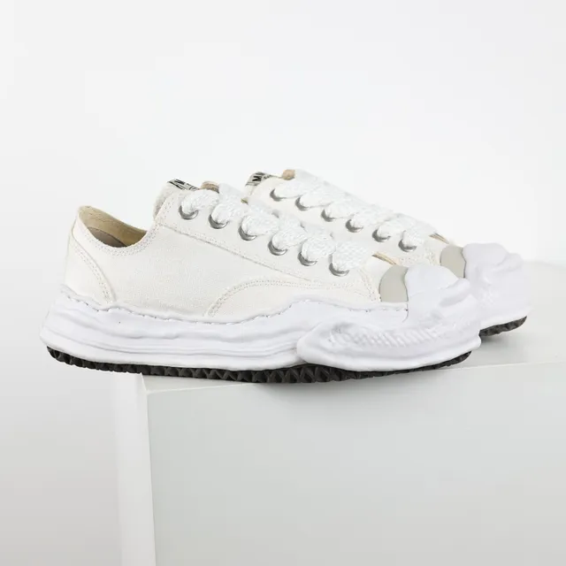 Maison Margiela White Black Sculpted Toe Cap Layered Rubber Midsole Lifestyle Sneakers 3