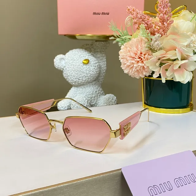 Miu Miu Angular Hexagonal Gold-Tone Tortoiseshell Temple Sunglasses 7