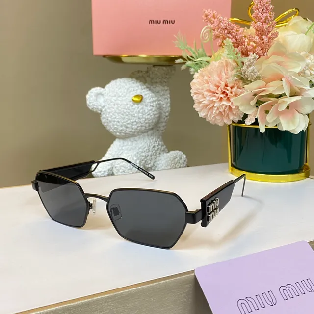 Miu Miu Angular Hexagonal Gold-Tone Tortoiseshell Temple Sunglasses 8