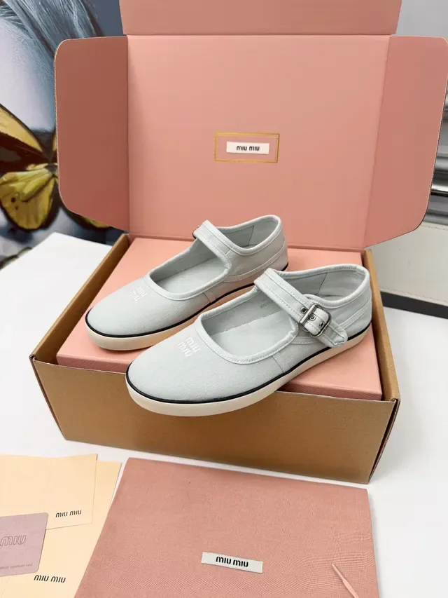 Miu Miu Mary Jane Gris Beige Toile Semelle Caoutchouc Off-White 4