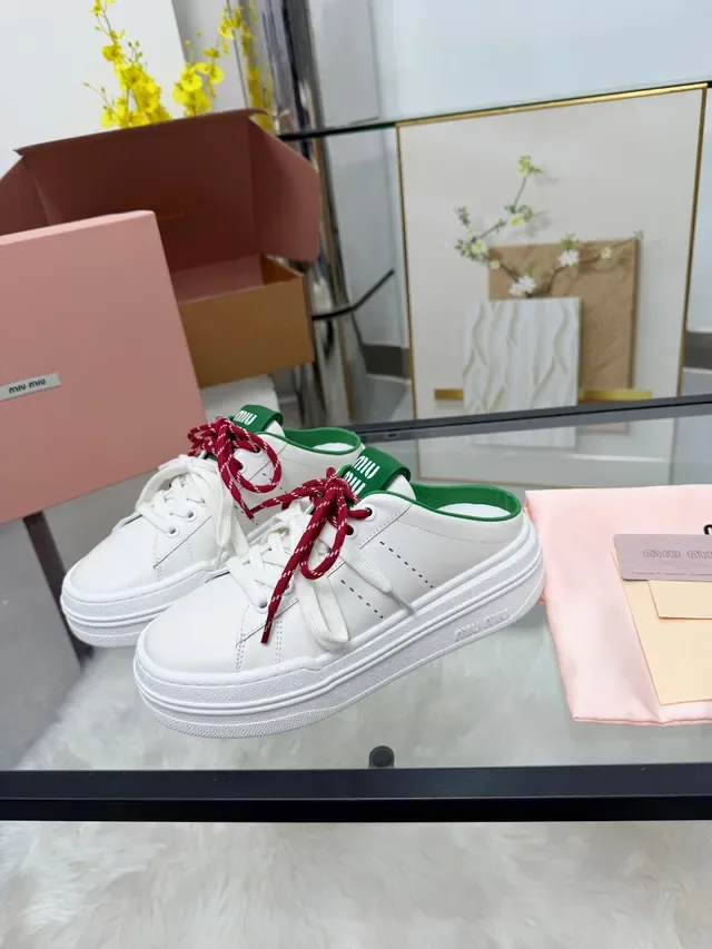 Miu Miu Wander Blanc Vert Rouge Lacets doubles Style de vie Sneakers 4