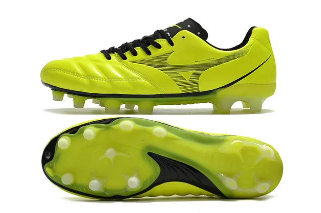 Mizuno Morelia Yellow Black حذاء كرة القدم منخفض القطع بجلد اصطناعي للأرضية الصلبة 10