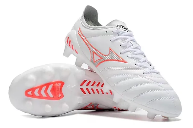 Mizuno أبيض أحمر منخفض القطع مقوى vamp أرض صلبة أحذية كرة القدم 4