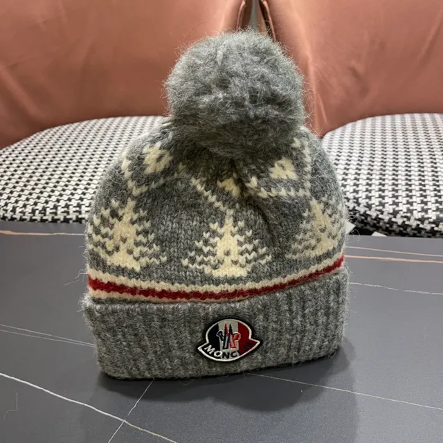 Moncler Ribbed Knit Heather Gray Beanie 10