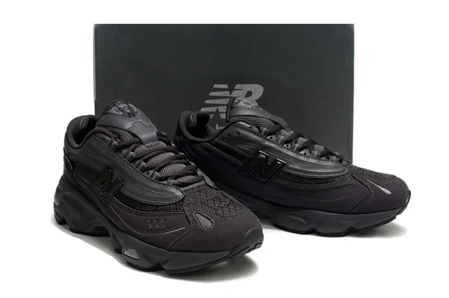 New Balance 1000 Monochromatic Black Chunky Sneakers 5