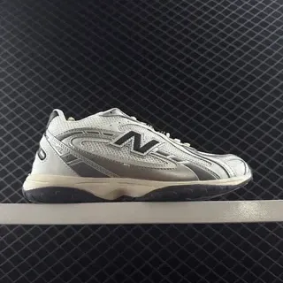 New Balance 204L Low-Top Thin-Sole Lifestyle Sneakers