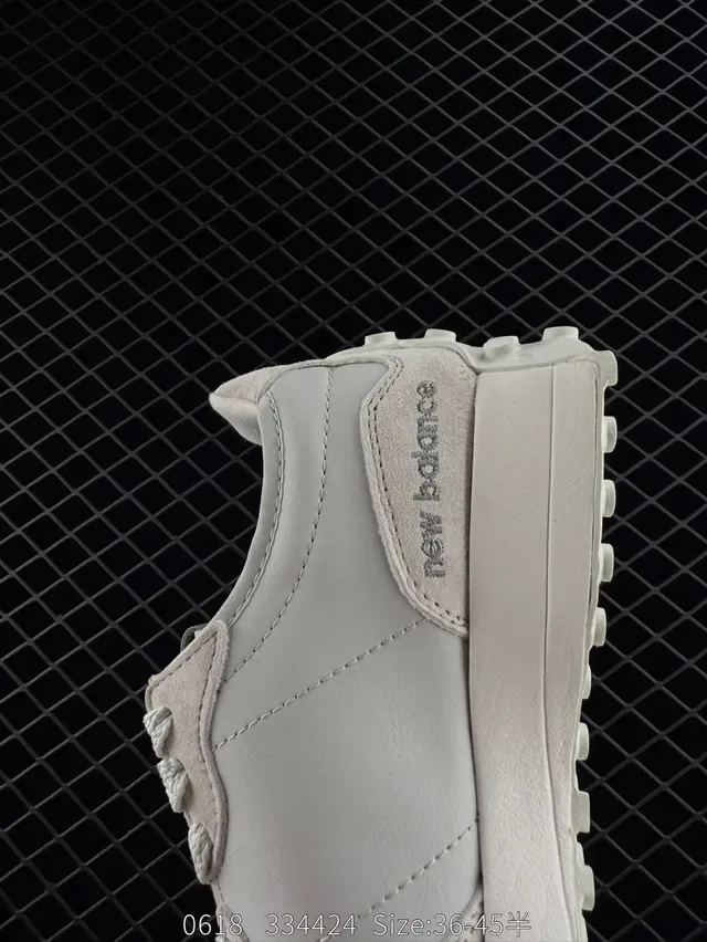 New Balance 327 Gris claro y blanco zapatillas lifestyle 4