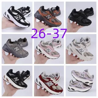 New Balance 9060 حذاء أسلوب حياة أسود وأبيض