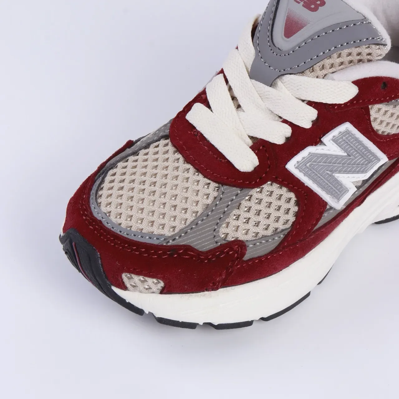 New Balance 9060 Tênis Lifestyle Preto e Branco 6