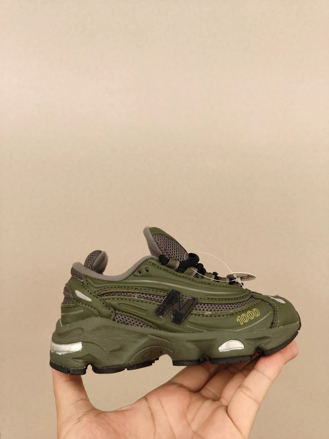 New Balance 9060 Chaussures Chunky Vert Olive Gris 16