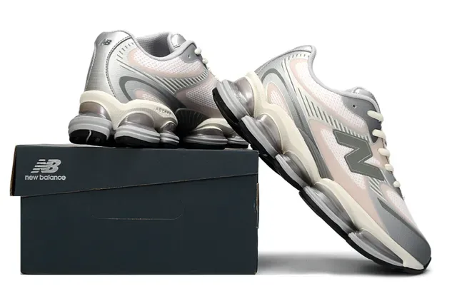 New Balance 9060 Rosa Pastel Gris Zapatillas Lifestyle 6