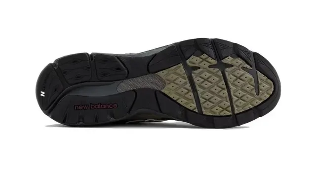 New Balance 993 Olive Green and Maroon Lifestyle Sneakers 2