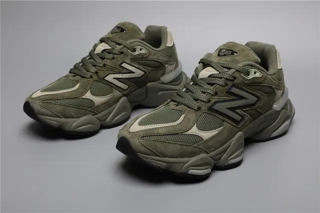 New Balance Verde Ejército Beige Chunky Suela media multicapa Parte superior mixta de ante y malla Zapatillas lifestyle 5