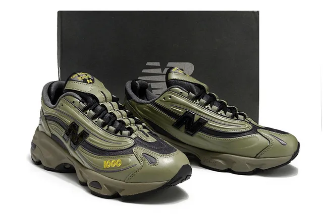 New Balance Vert Armée Noir Semelle Sculptée Couche Synthétique Et Maillage Supérieur Baskets Chunky 5