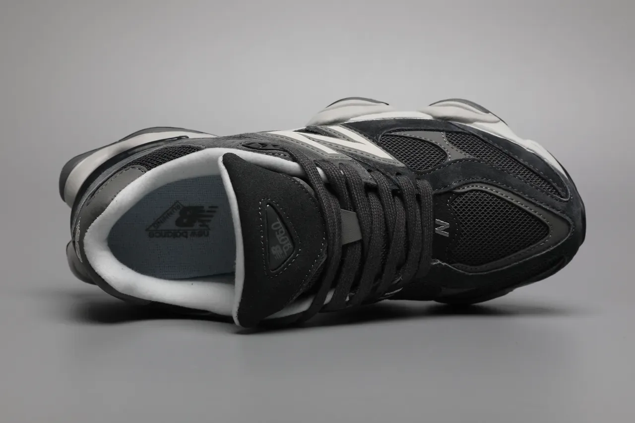 New Balance Negro Blanco Suela Media Gruesa Malla y Ante Superior Zapatillas Lifestyle 7