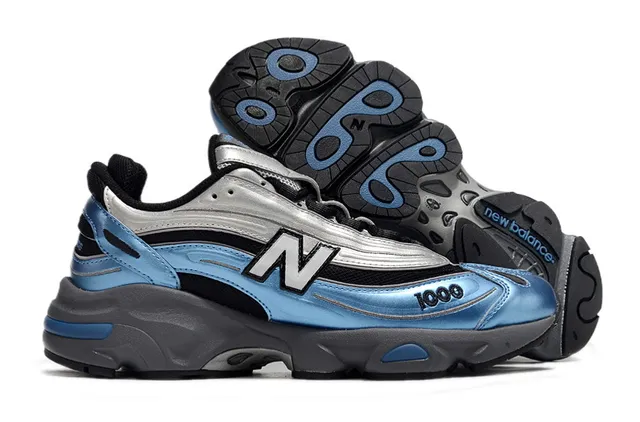 New Balance Chaussures Chunky Bleu Argent avec Silhouette Métallique et Upper Type Patent 4