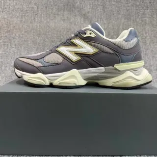 New Balance Gray Beige Chunky Layered Midsole Mixed-Material Upper Lifestyle Sneakers