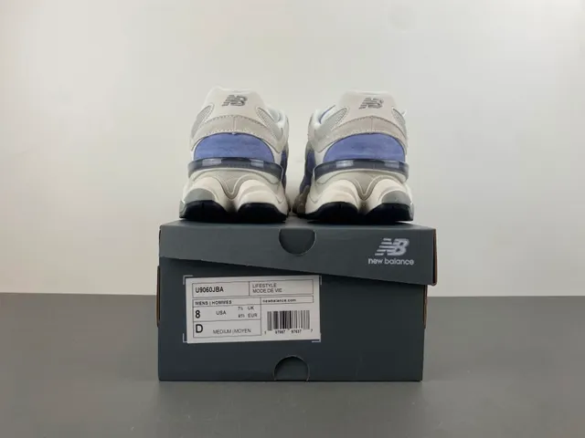 New Balance Tênis Cinza Azul Silhueta Malha e Camurça com Sobreposição Grossa 17