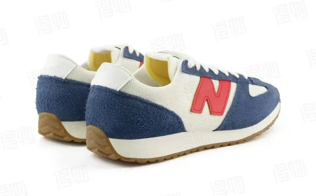 New Balance Navy Red Retro Runner سويد ونسيج جزء علوي أسلوب حياة حذاء رياضي 5