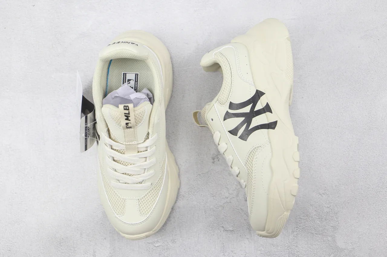 New Era Yankees Chunky Sneaker Beige Black Sole Mesh And Synthetic Overlay Chunky Sneakers 3