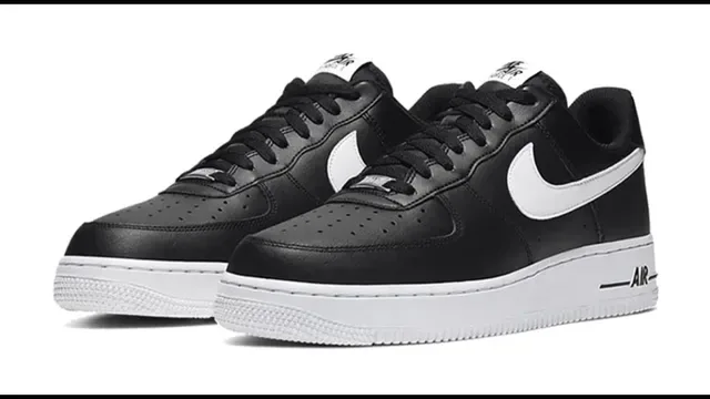 Nike Air Force 1 Black and White Lifestyle Sneakers 3