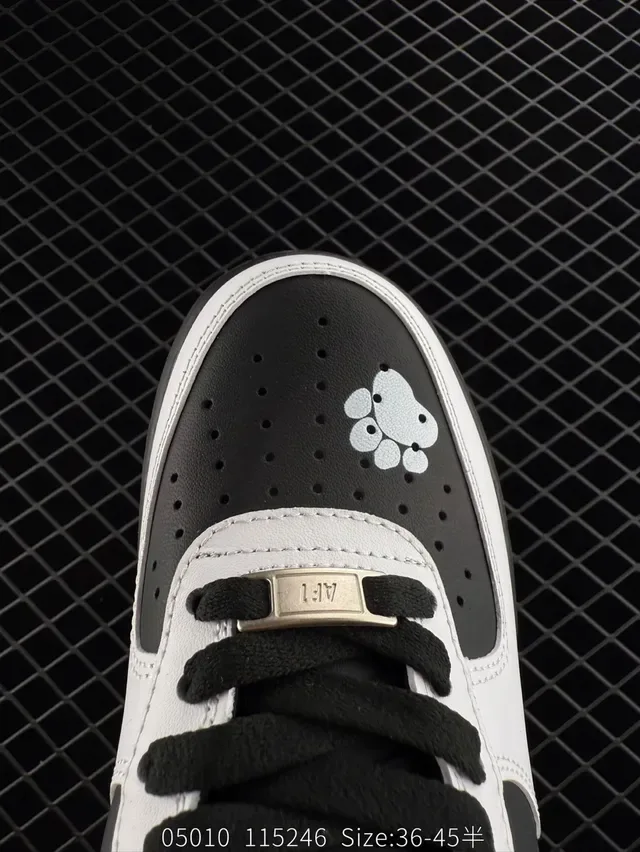 Nike Air Force 1 Low White Black Drip-Paint Star-Cat Lifestyle Sneakers 2