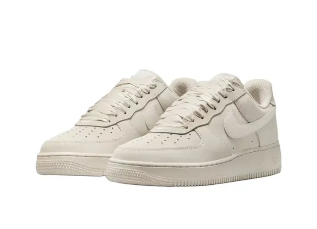 Nike Air Force 1 Off-White Lifestyle Sneakers 5