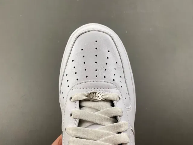 Nike Air Force 1 White Navy Lifestyle Sneakers 5