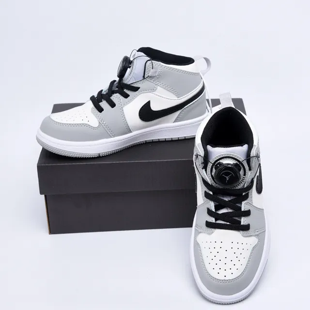 Nike Air Jordan 1 High Chaussures de Basketball Enfants Rouge Noir Blanc 10