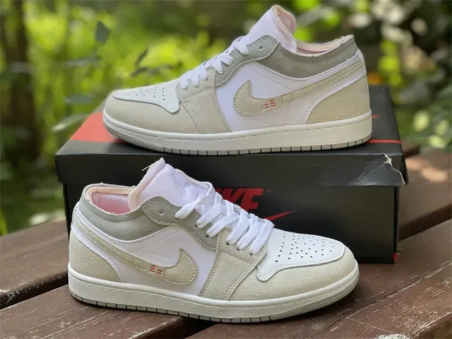 Nike Air Jordan 1 Low Beige et Blanc Lifestyle Sneakers 12
