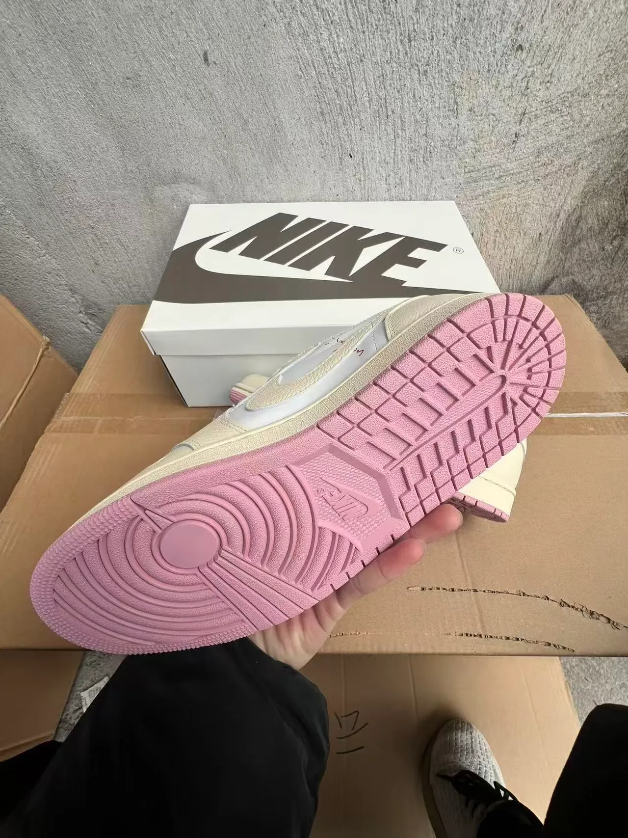 Nike Air Jordan 1 Low Pink Off-White Lifestyle Sneakers 6