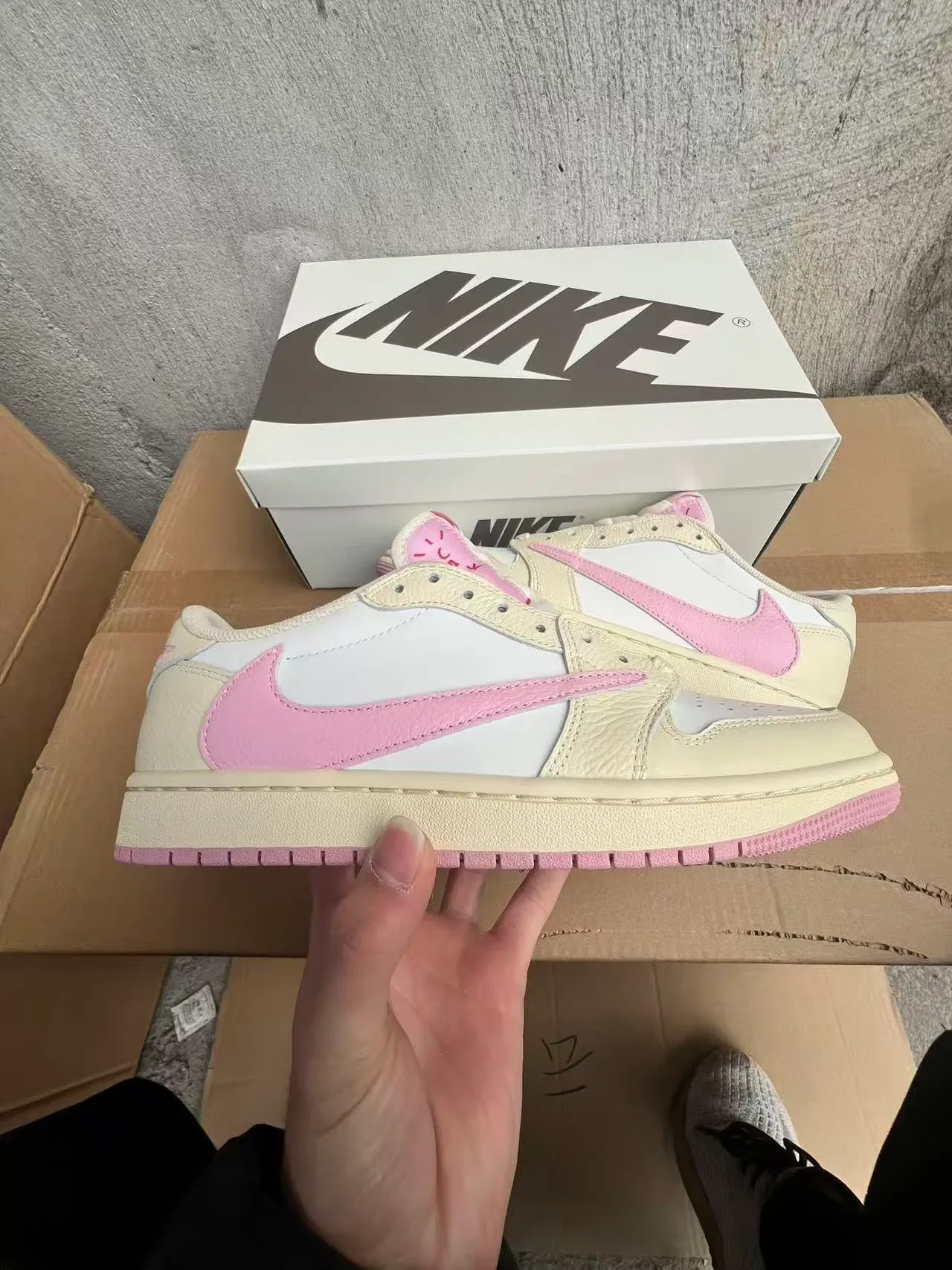 Nike Air Jordan 1 Low Pink Off-White Lifestyle Sneakers 7