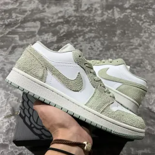 Nike Air Jordan 1 Low Sage Green জীবনশৈলী স্নিকার্স