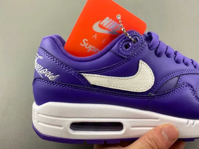 Nike Air Max 1 Purple and White Lifestyle Sneakers 3