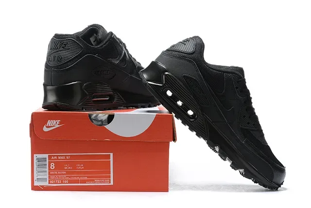 Nike Air Max 90 Black Lifestyle Sneakers 6