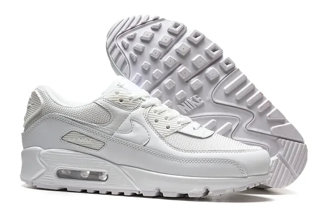 Nike Air Max 90 White Lifestyle Sneakers 3
