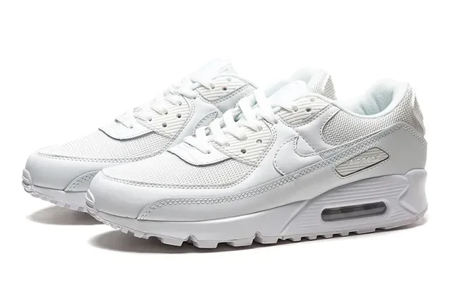 Nike Air Max 90 White Lifestyle Sneakers 5