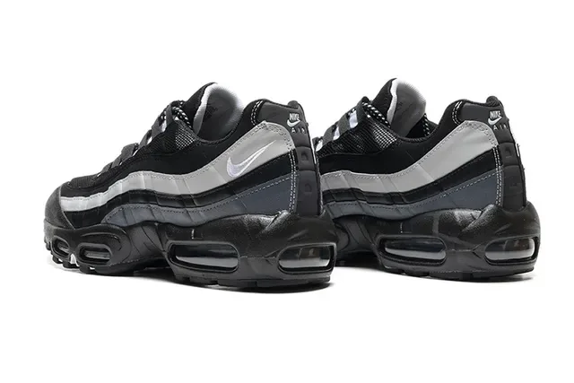 Nike Air Max 95 Black and Silver Lifestyle Sneakers 4