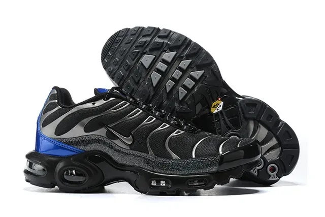 Nike Air Max Plus Black and White Lifestyle Sneakers 15