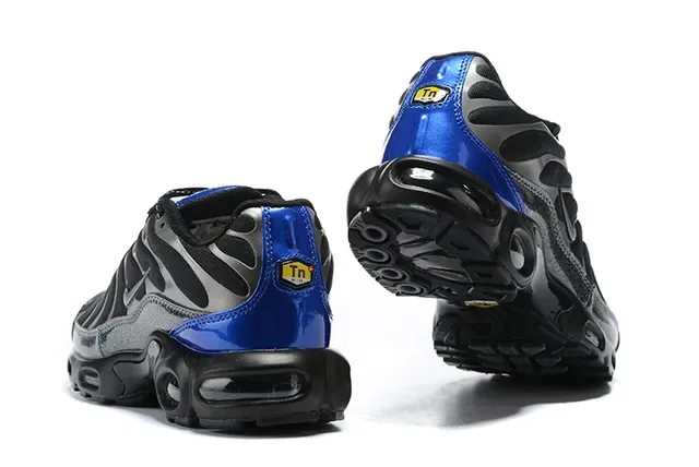 Nike Air Max Plus Black and White Lifestyle Sneakers 18